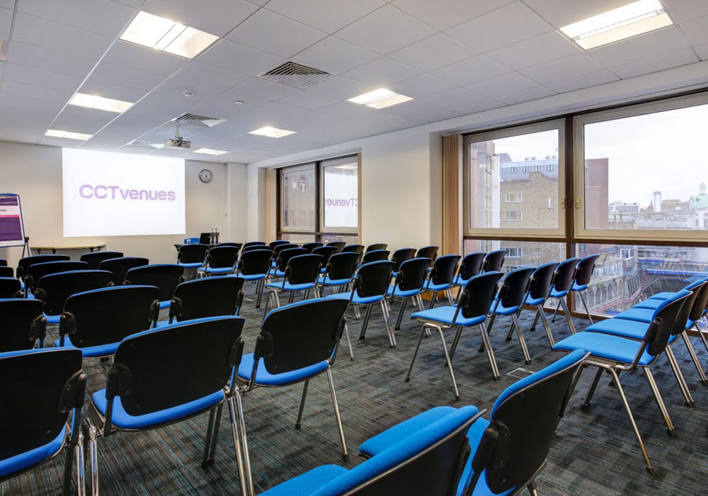 Moorgate room with chairs and screen
